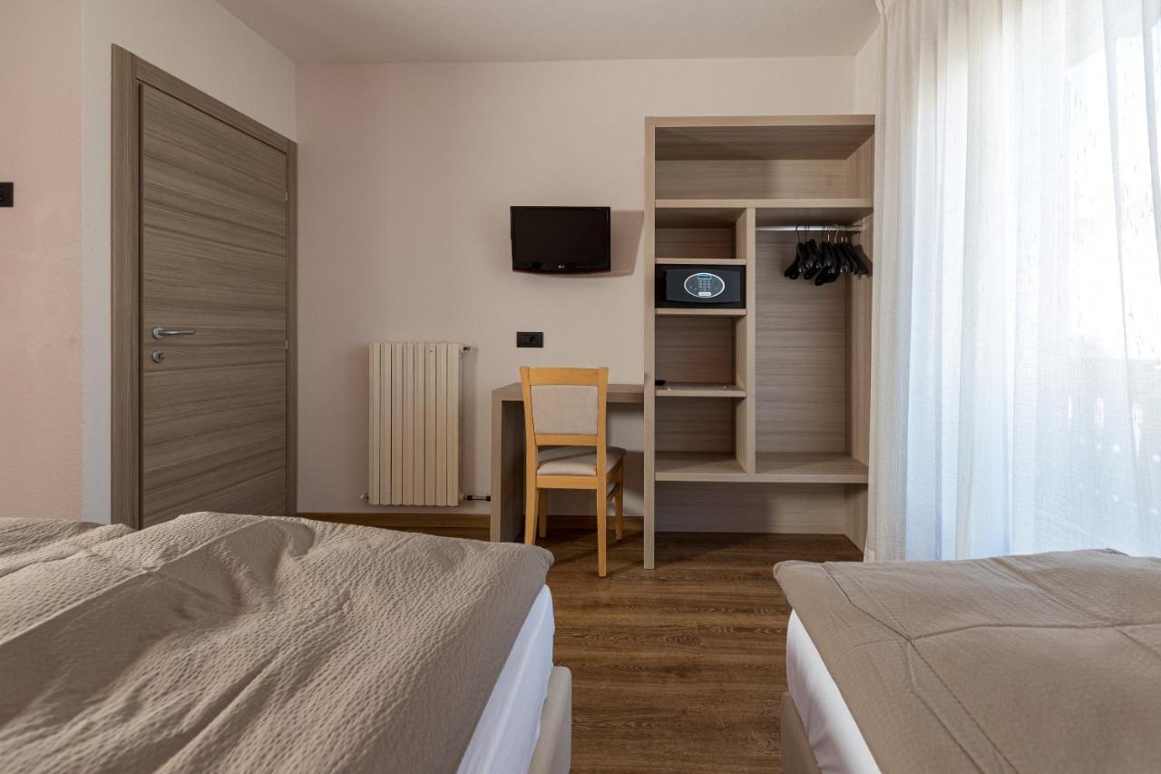 Baita Belvedere - Appartamenti Abar Livigno Bagian luar foto