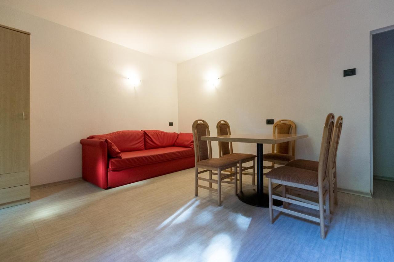 Baita Belvedere - Appartamenti Abar Livigno Bagian luar foto