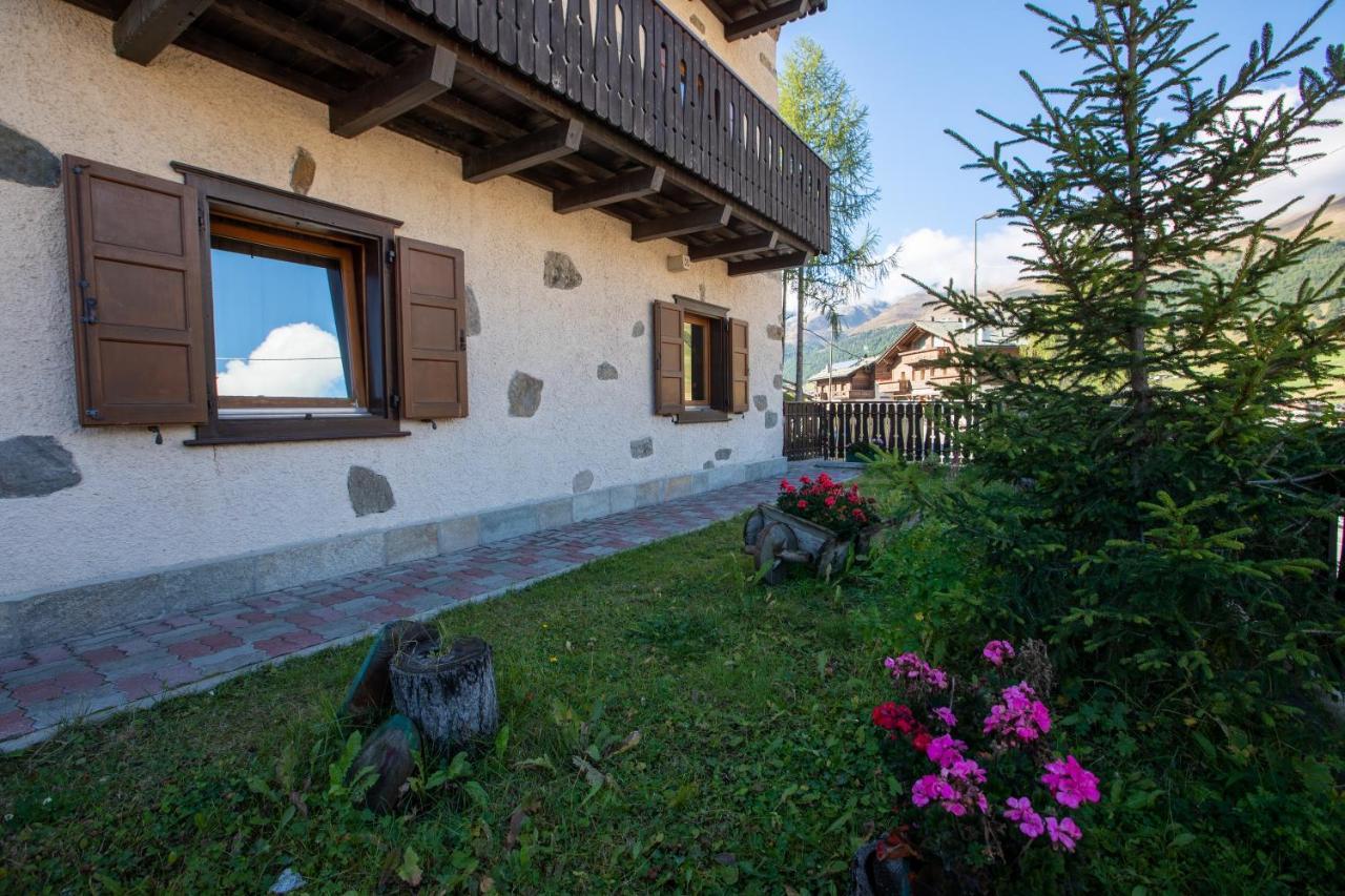 Baita Belvedere - Appartamenti Abar Livigno Bagian luar foto