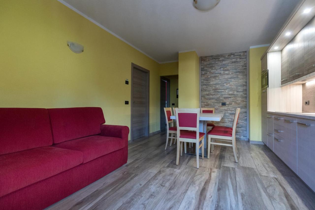 Baita Belvedere - Appartamenti Abar Livigno Bagian luar foto