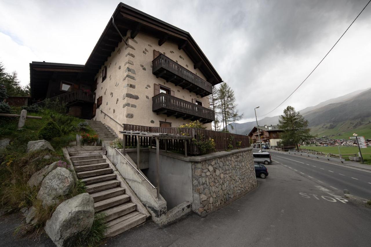 Baita Belvedere - Appartamenti Abar Livigno Bagian luar foto