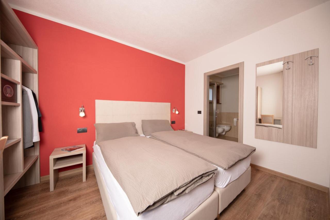Baita Belvedere - Appartamenti Abar Livigno Bagian luar foto